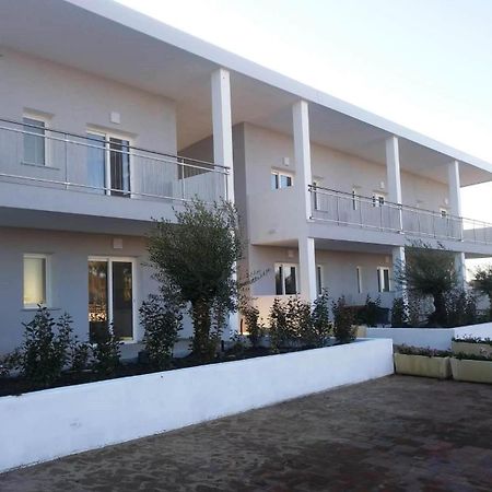 197 Pozzo San Nicola Aparthotel Stintino Exteriör bild