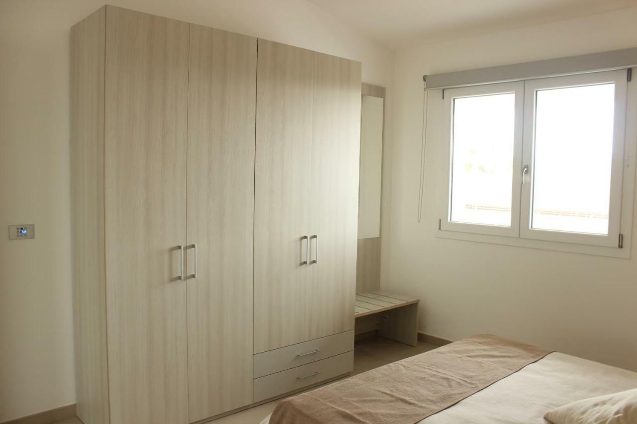 197 Pozzo San Nicola Aparthotel Stintino Exteriör bild